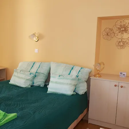 St. Rita Гостевой дом Lokut